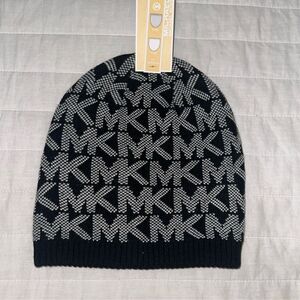 MK Black Cream MK logo print double knit reversible beanie hat